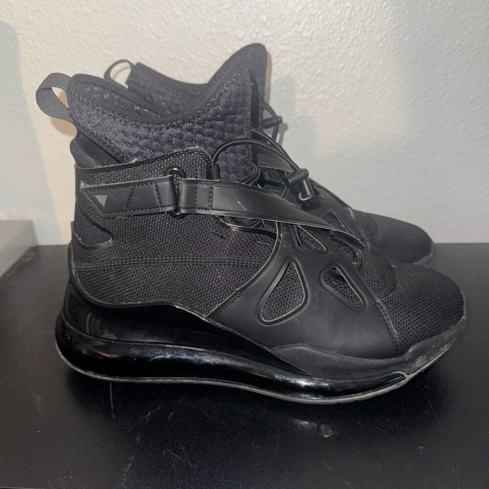 Nike Women's Air Jordan Air Latitude 720 Triple Black Colorway Size 8.5